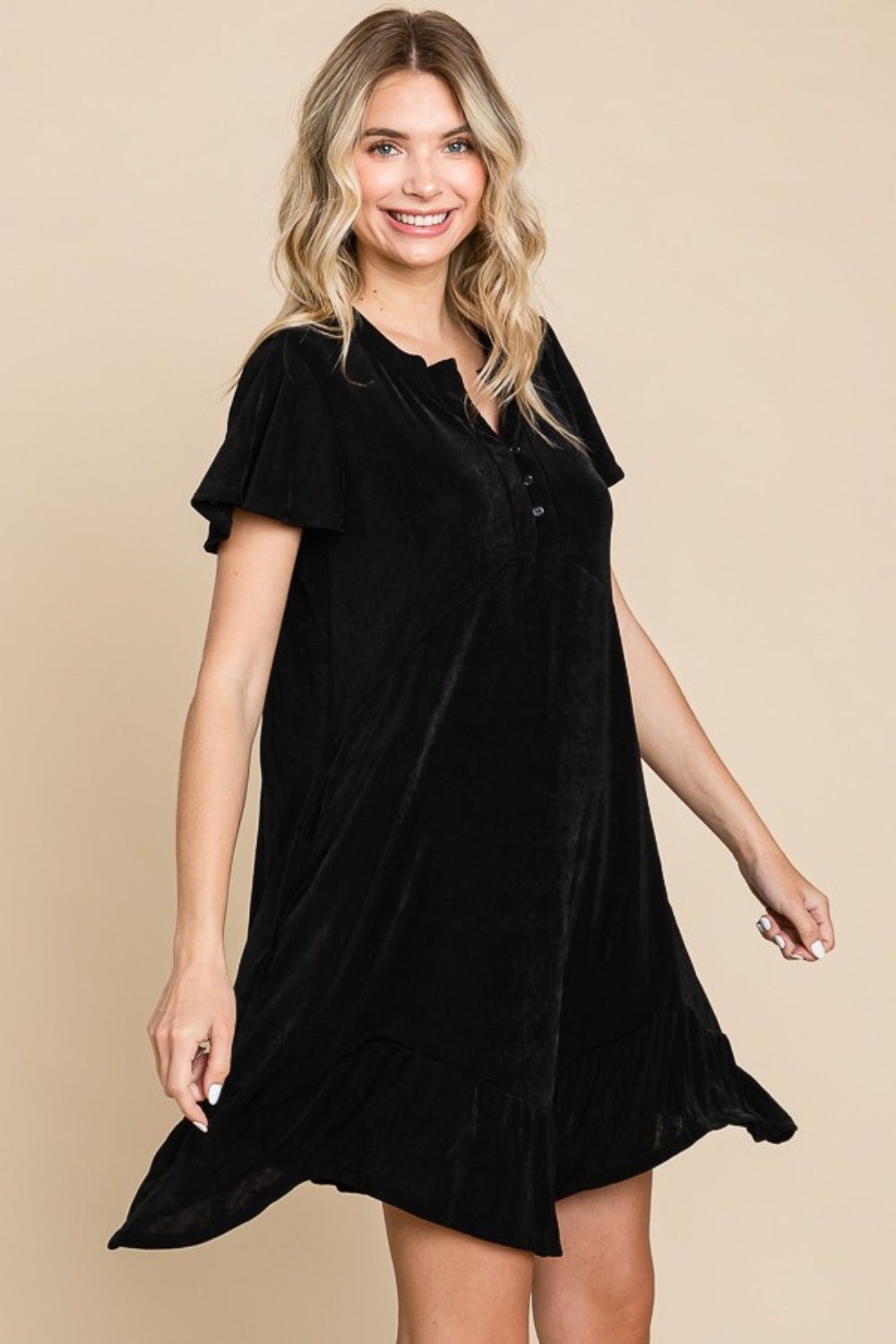 Culture CodeShort Sleeve Mini Dress in Black