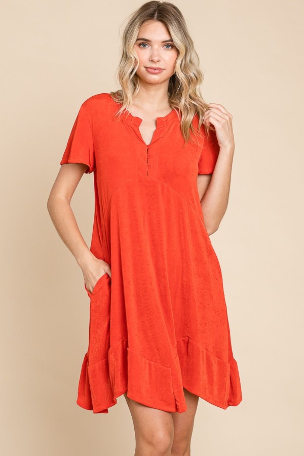 Culture CodeShort Sleeve Mini Dress in Scarlet