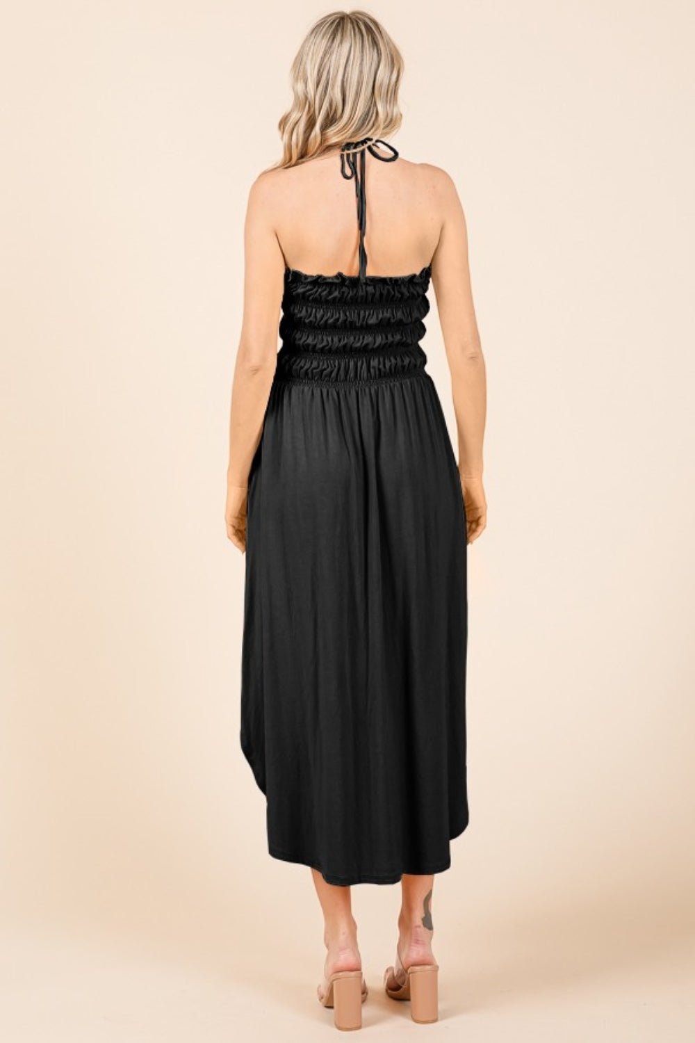 Culture CodeTie Back Shirred Midi Dress with Pockets in Black