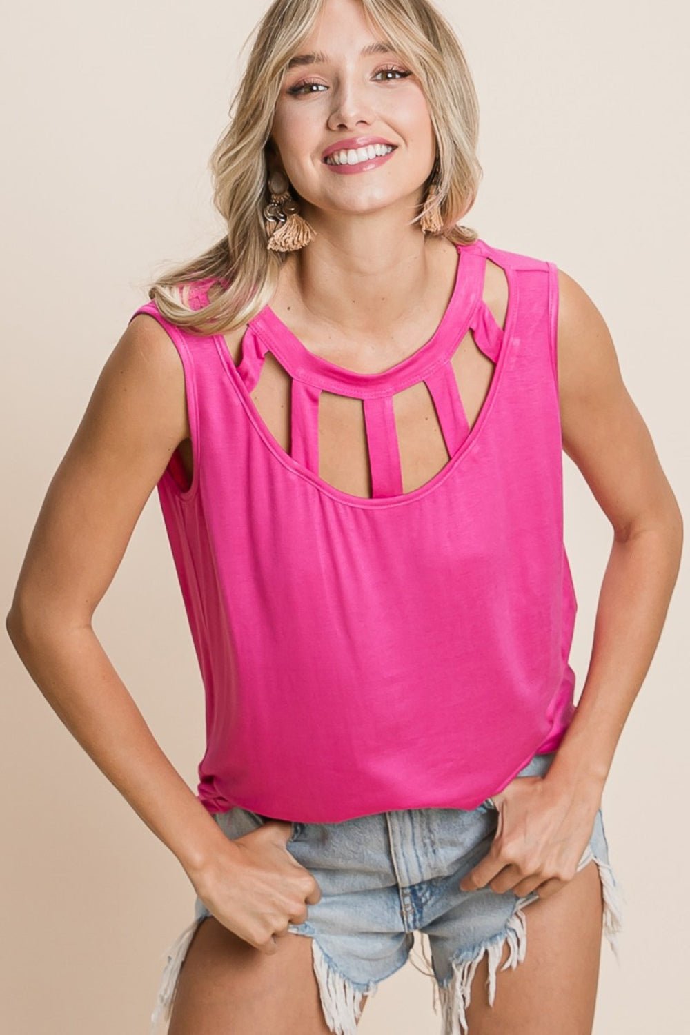 Cutout Neckline Sleeveless Top in FuchsiaTopBiBi