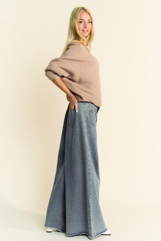 Davi & Dani - Batwing Sleeve Sweater in Tan