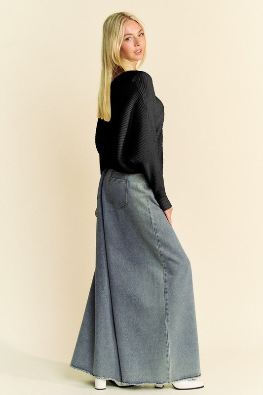 Davi & Dani - Black Batwing Sleeve Sweater