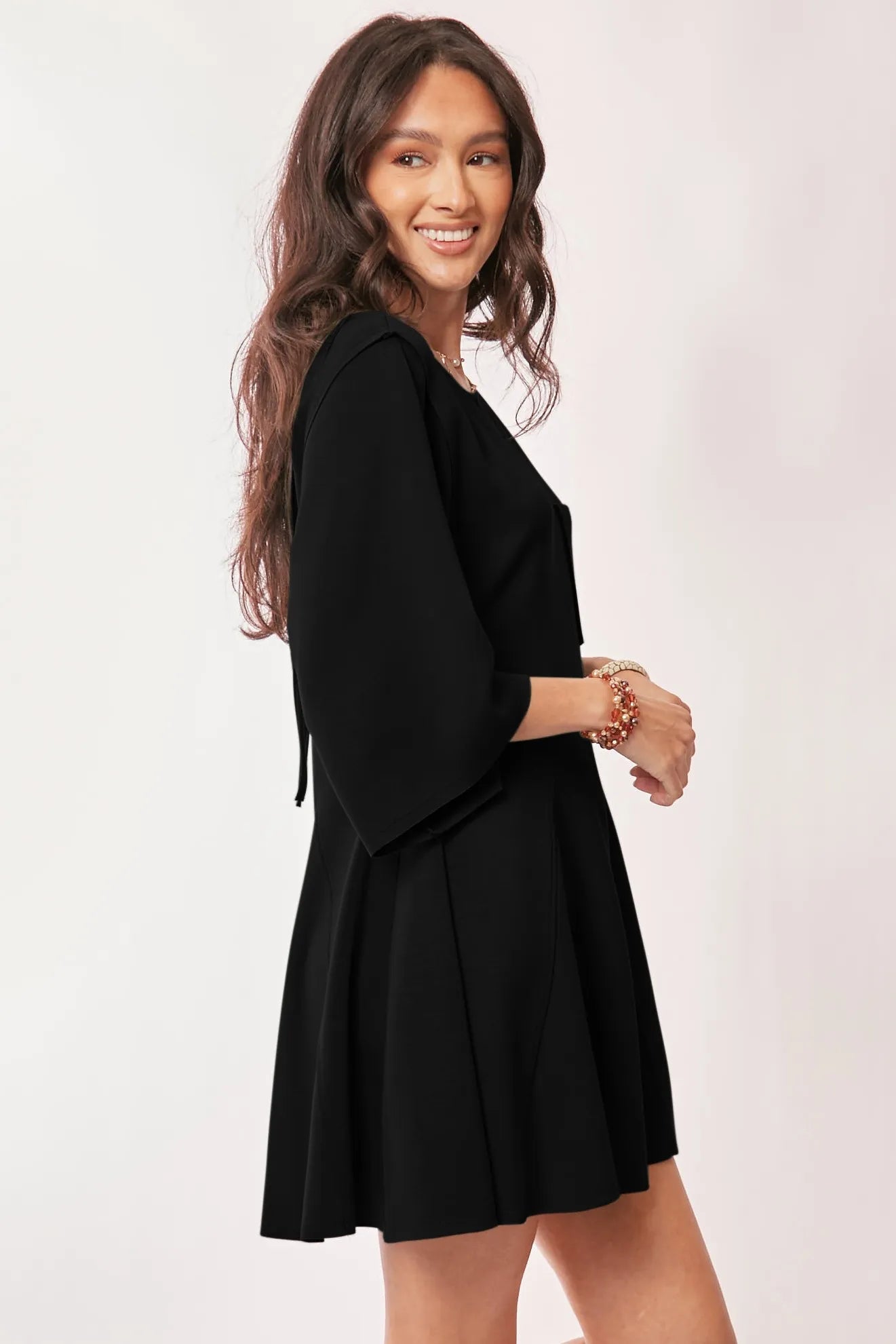 Davi & Dani - Black Wide Sleeve Pleated Romper