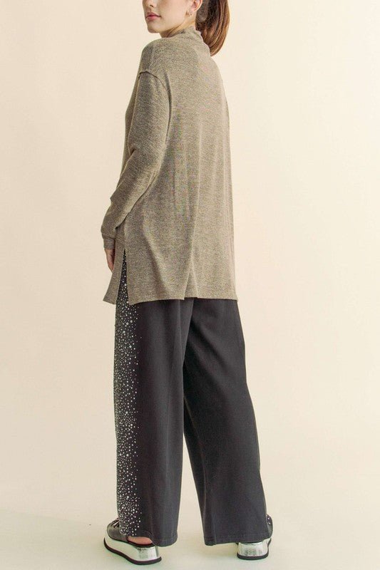 Davi & Dani - Cowl Neck Long Sleeve Tunic Top in Taupe