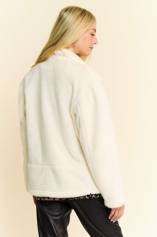 Davi & Dani - Faux Fur Zip Up Jacket in Cream