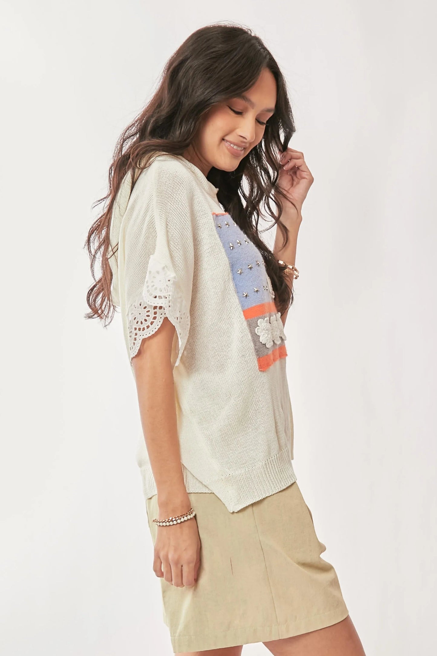 Davi & Dani - Floral Flag Knit Hoodie Top – Ivory