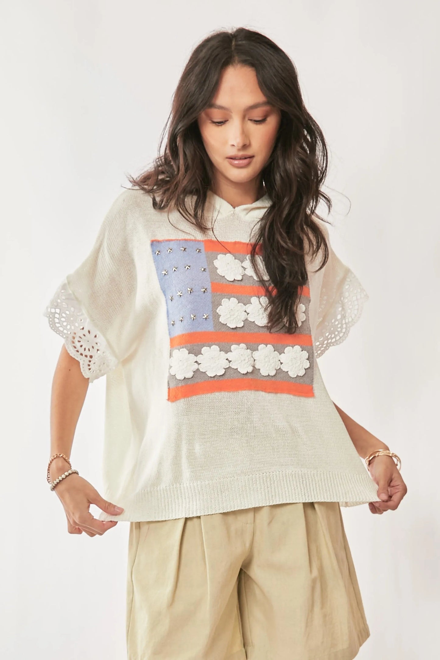 Davi & Dani - Floral Flag Knit Hoodie Top – Ivory