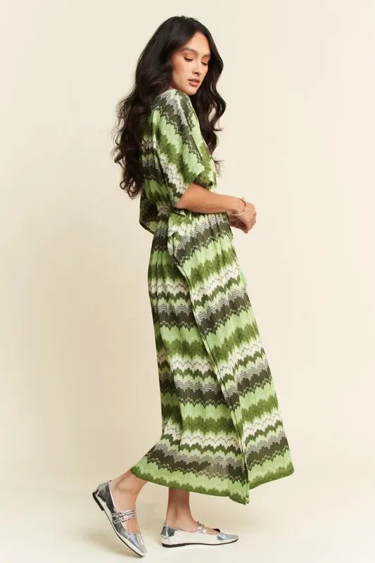 Davi & Dani - Green Chevron Smocked Waist Midi Dress