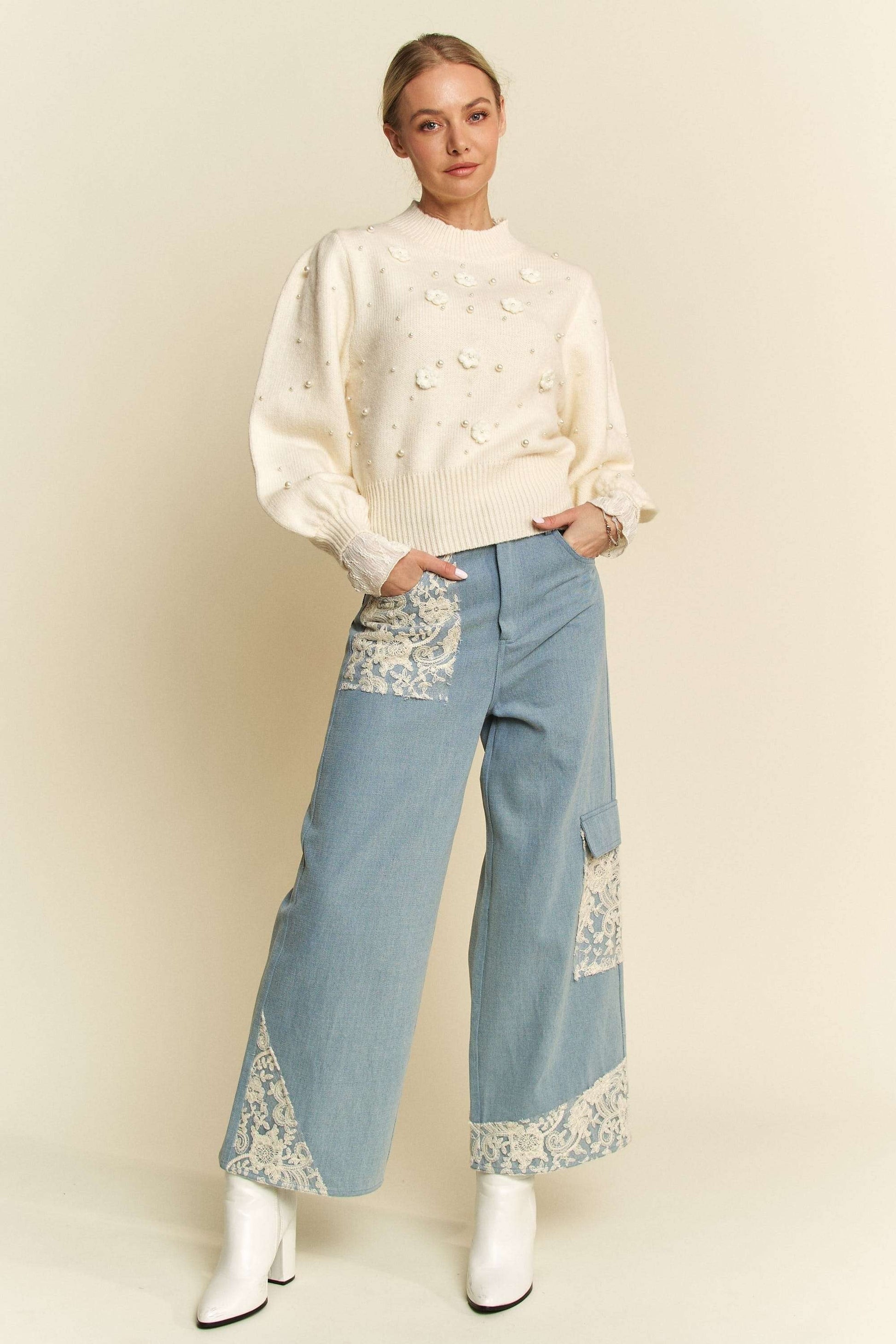 Davi & Dani - Light Wash Lace Detail Cropped Wide Leg Jeans