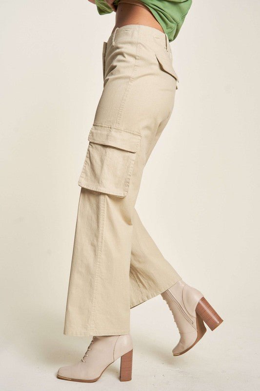 Davi & Dani - Mid Rise Cargo Pants in Khaki