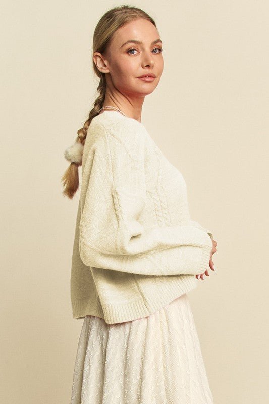 Davi & Dani - Relaxed Fit Cable Knit Sweater in Ivory