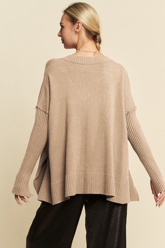Davi & Dani - Rib Knit V - Neck Tunic Sweater in Tan