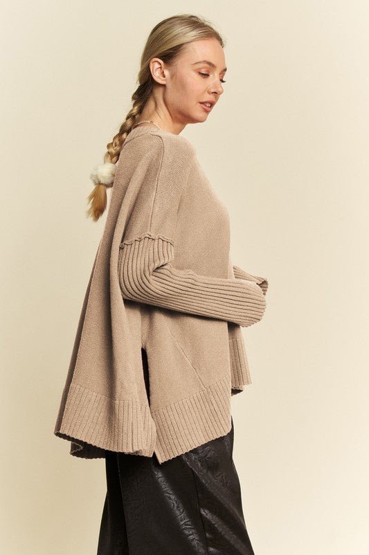 Davi & Dani - Rib Knit V - Neck Tunic Sweater in Tan