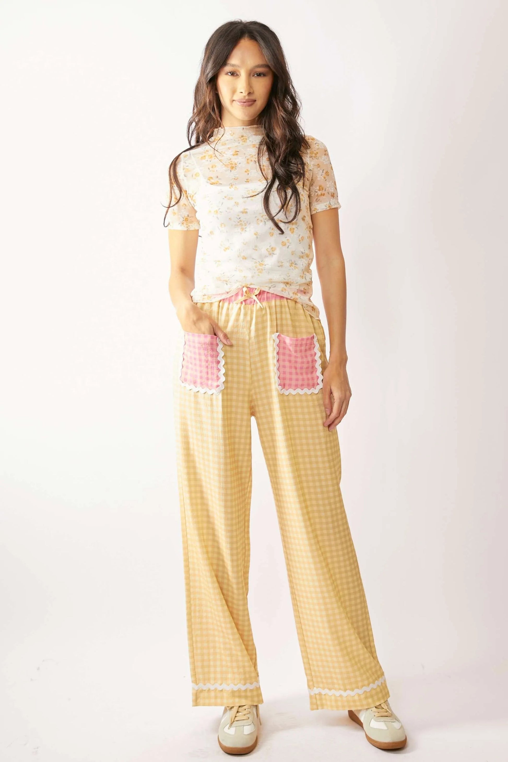 Davi & Dani - Sheer Floral Mock Neck Short Sleeve Top – Ivory & Yellow