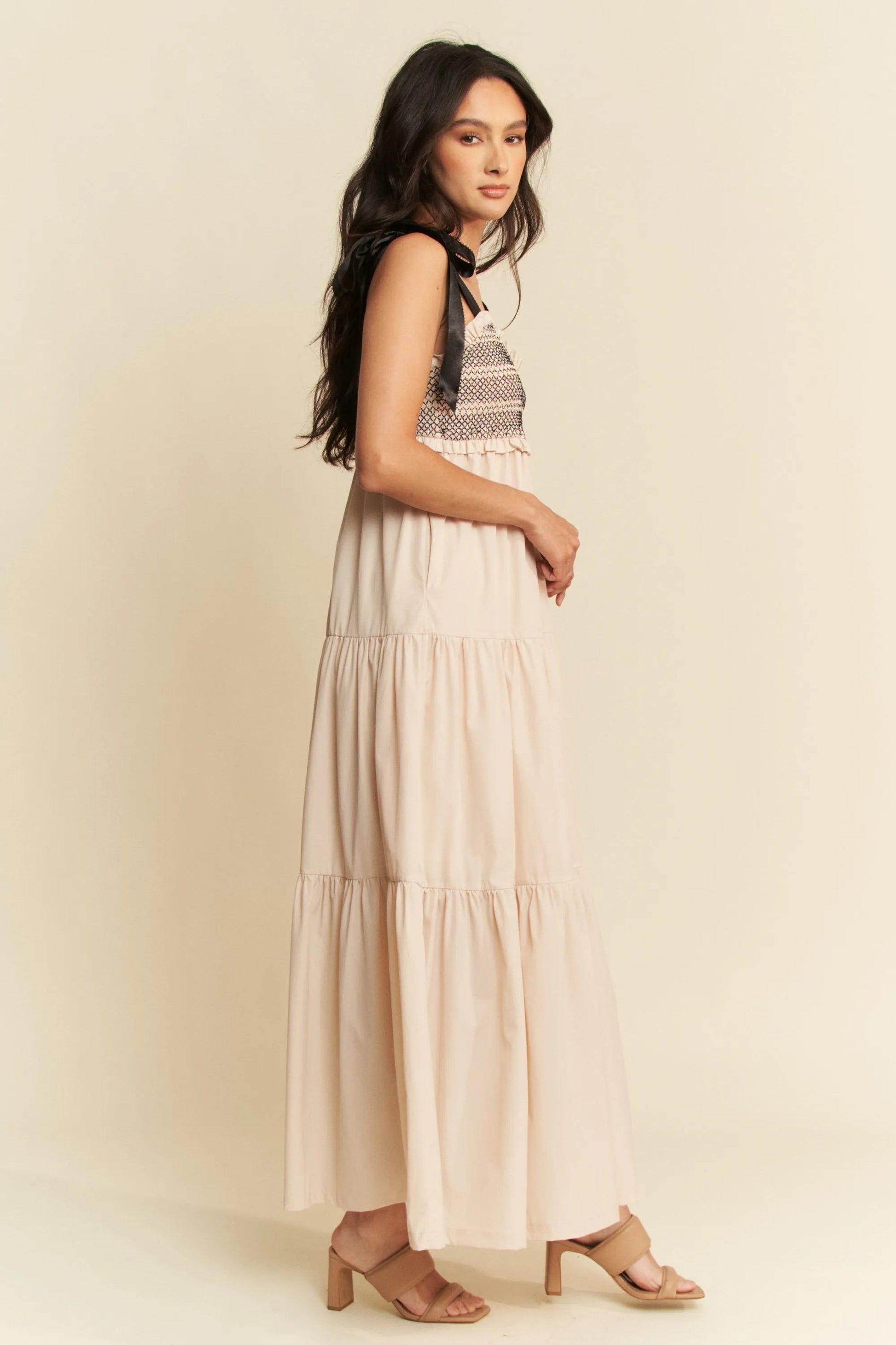 Davi & Dani - Smocked Bodice Tiered Maxi Dress – Cream & Black