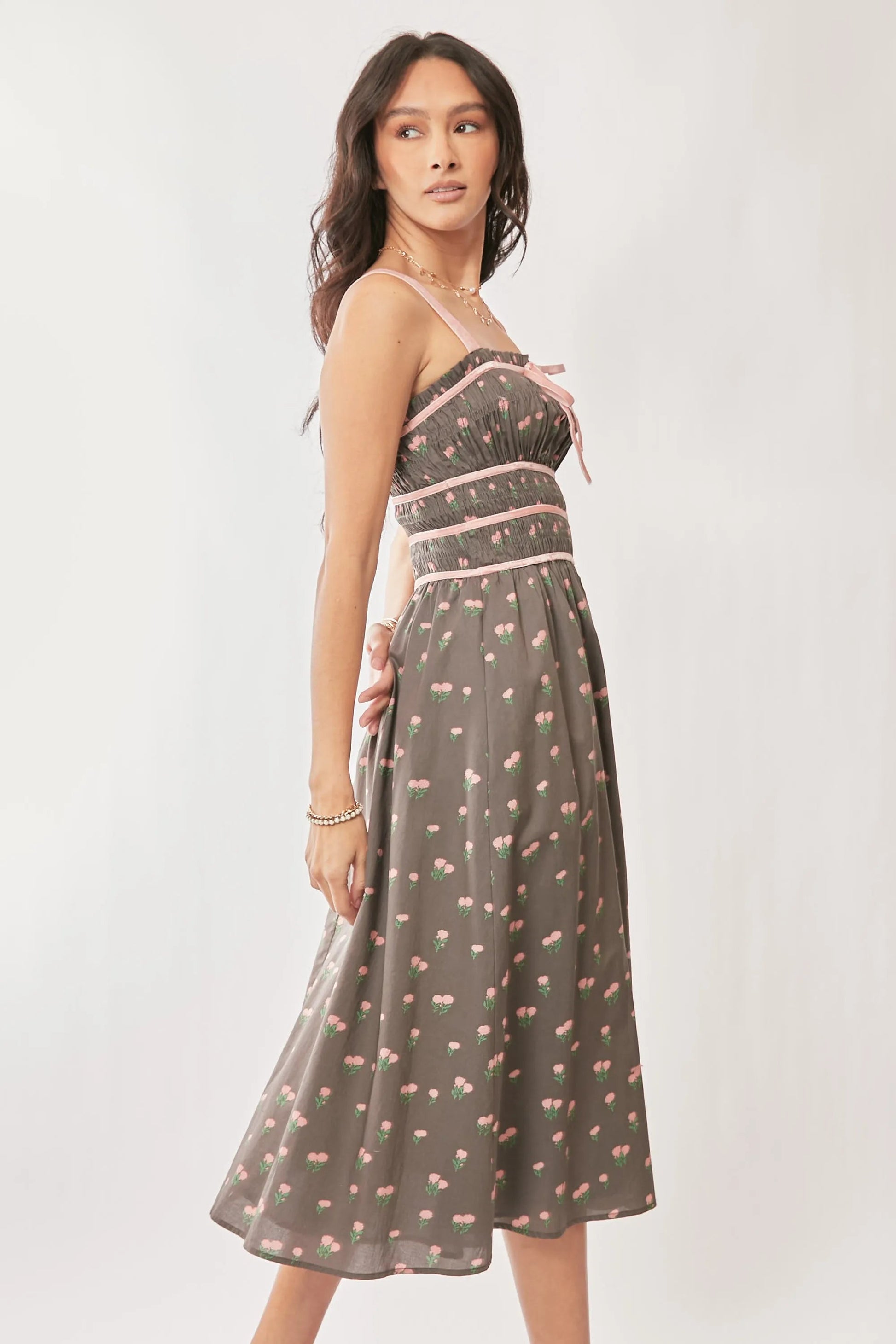 Davi & Dani - Taupe & Pink Floral Smocked Midi Dress with Pockets