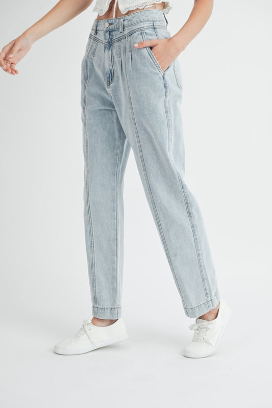 Light Wash Pleated Front Detail Straight Leg Jeans
