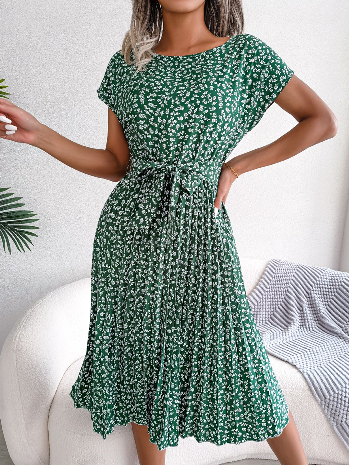 Ditsy Floral Pleated Tie Waist Midi Dress