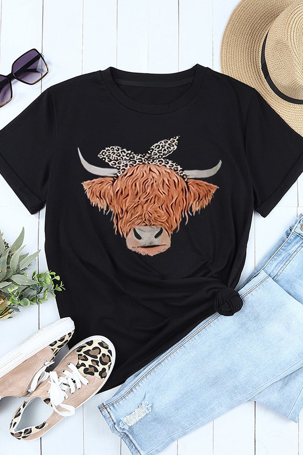 Cute Steer Graphic T-Shirt