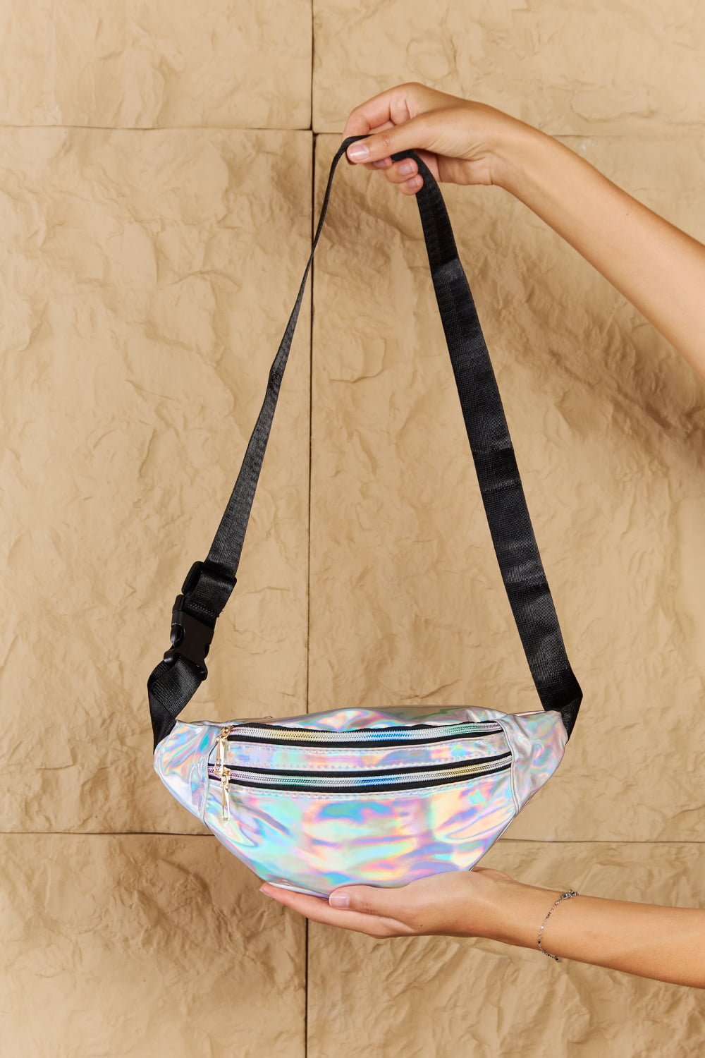 FAME ACCESSORIES - Holographic Double Zipper Fanny Pack in Silver