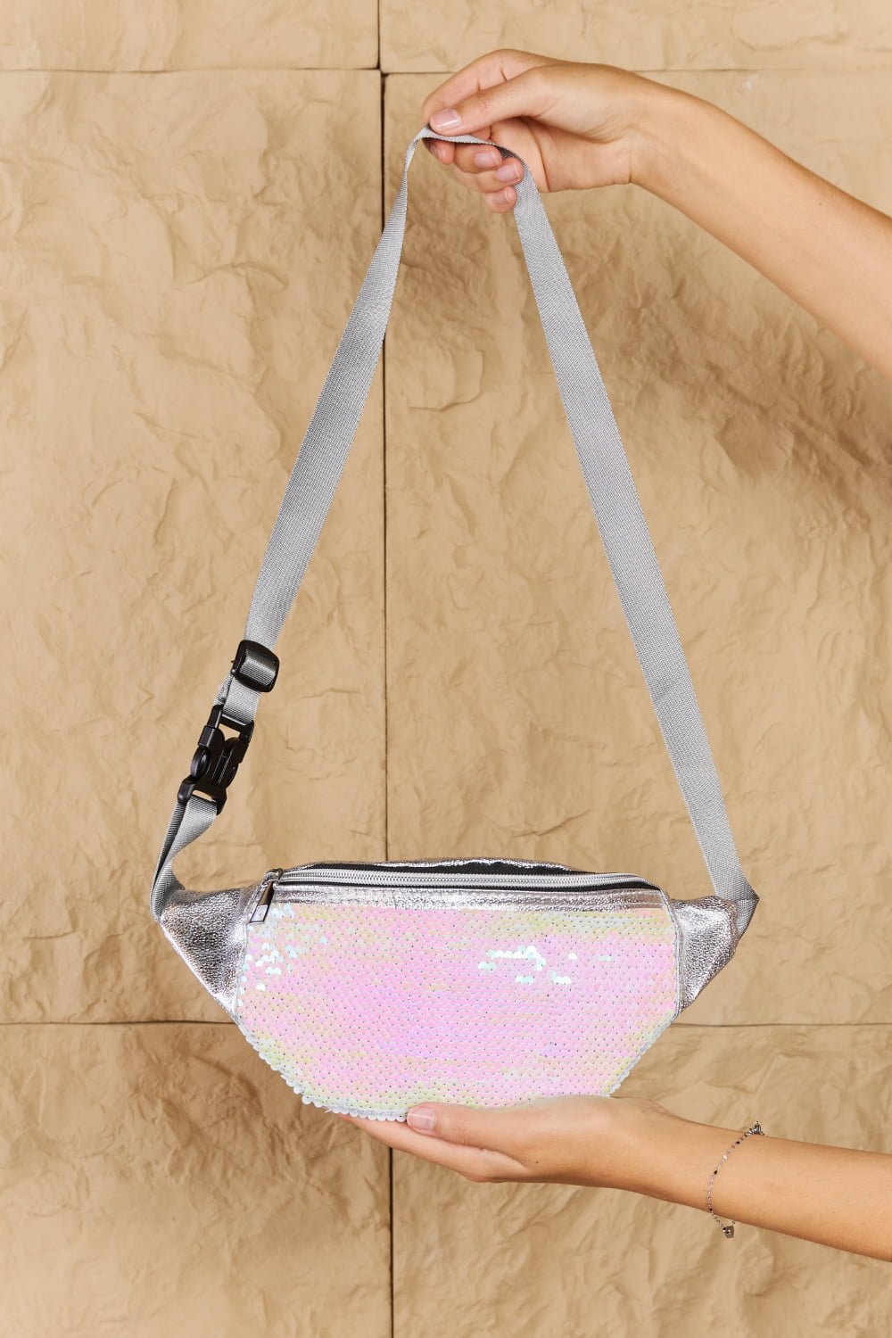 FAME ACCESSORIES - Sequin Front Single Zipper Fanny Pack in Ivory