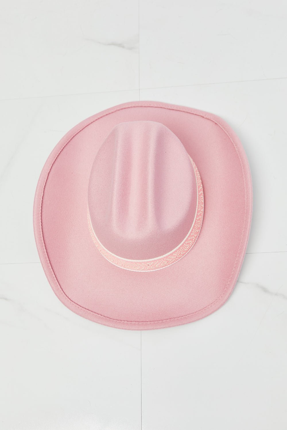 FAME ACCESSORIESCowgirl Hat in Blush Pink