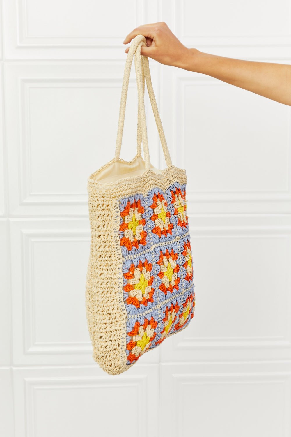 FAME ACCESSORIESStraw Tote Bag in Ivory