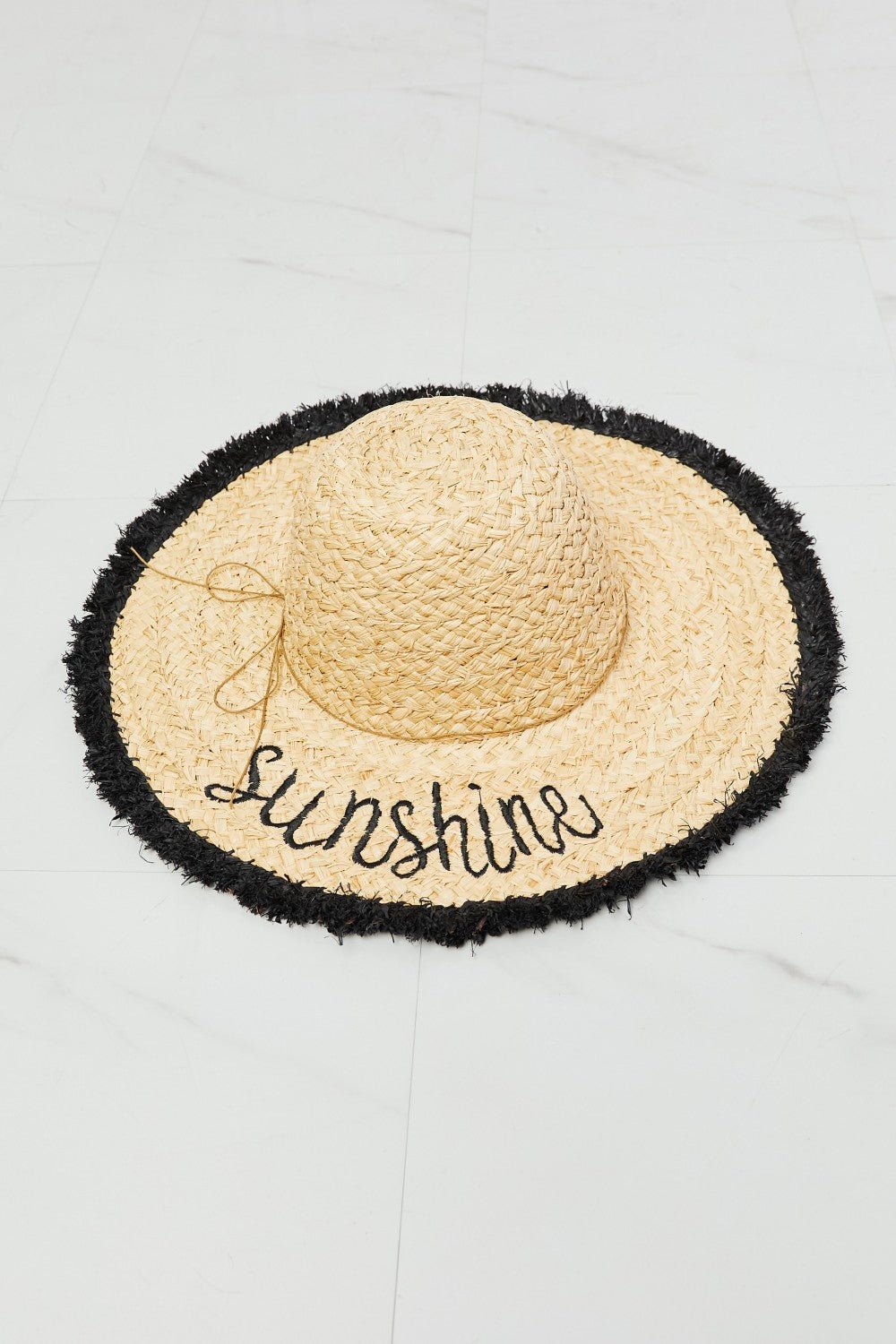 FAME ACCESSORIESSunshine Straw Fringe Hat