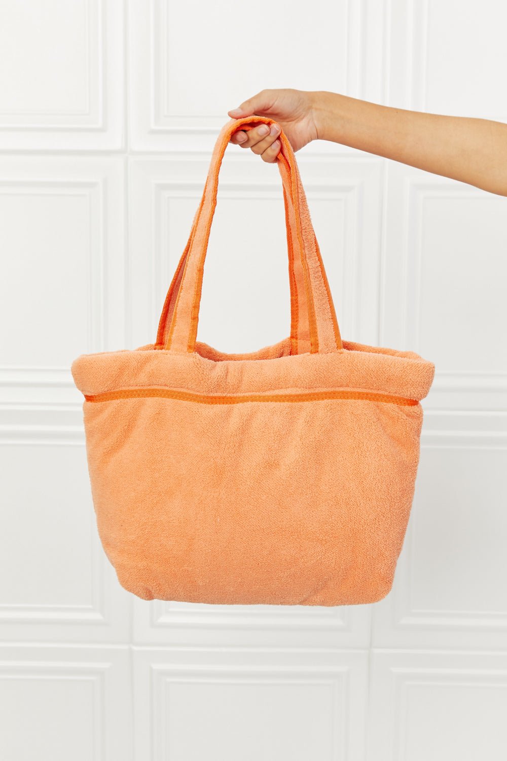 FAME ACCESSORIESTerry Cloth Tote Bag in Tangerine