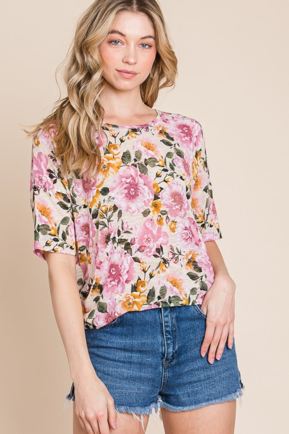 Floral Crew Neck T-Shirt in SandT-ShirtBOMBOM