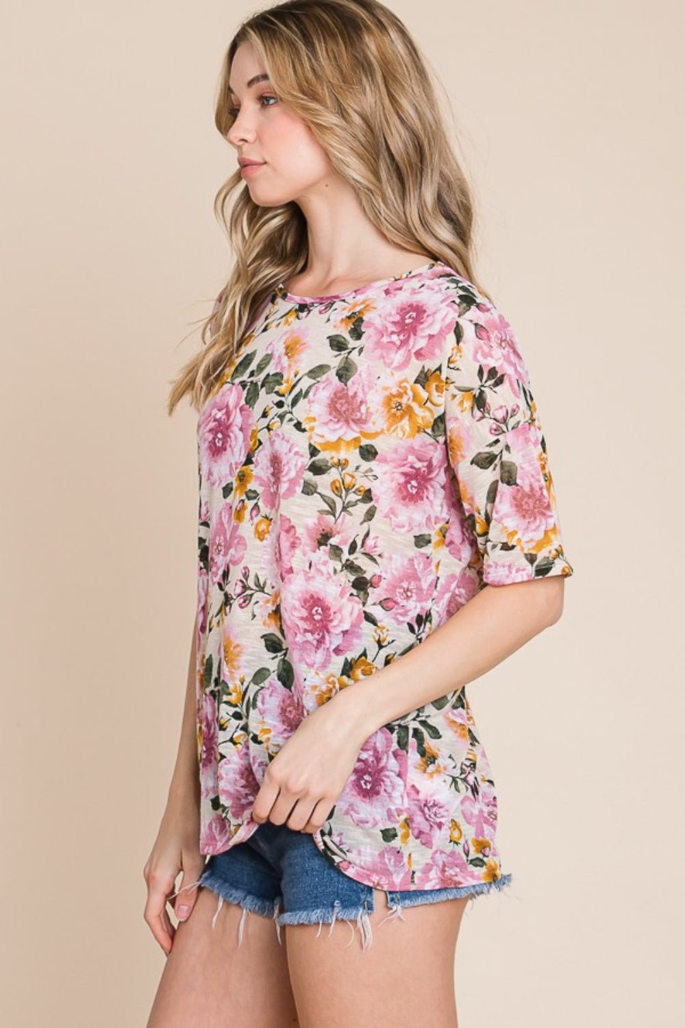 Floral Crew Neck T-Shirt in SandT-ShirtBOMBOM