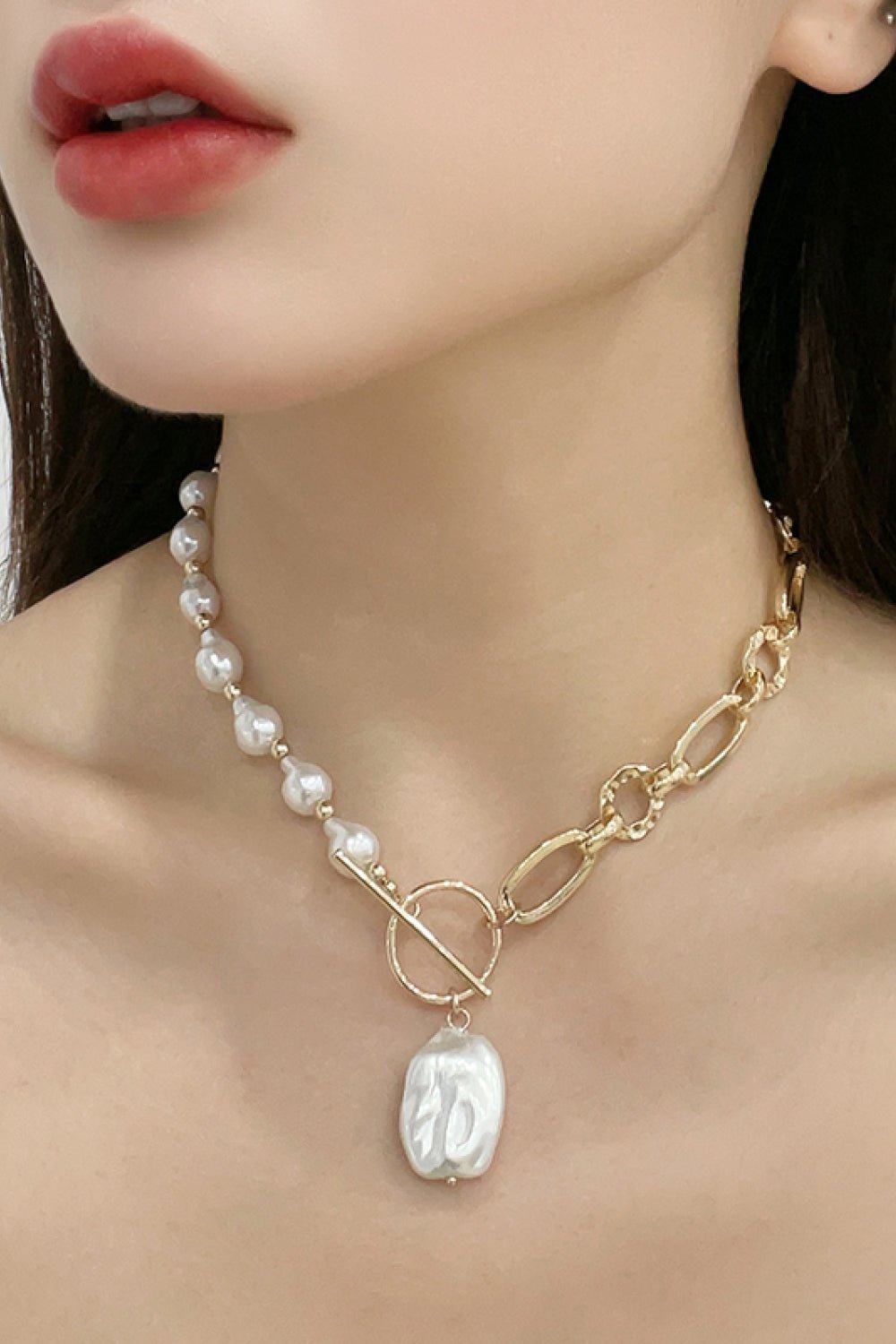 Gold Faux Pearl Chain Toggle NecklaceNecklaceBeach Rose Co.