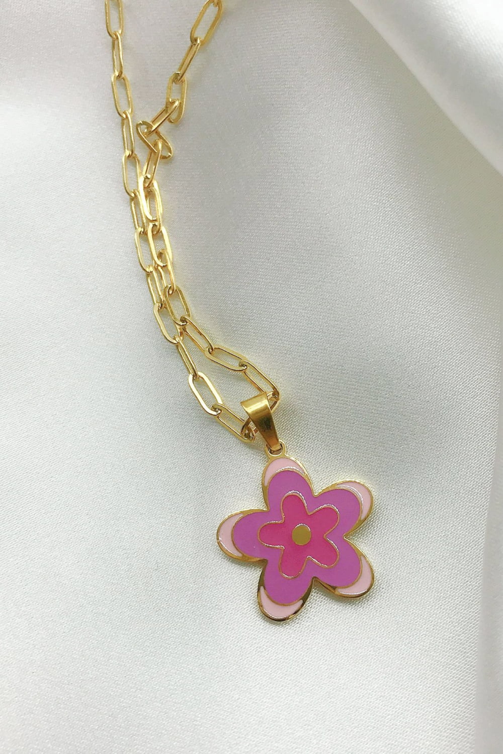 Gold Retro Flower Pendant NecklaceNecklaceBeach Rose Co.