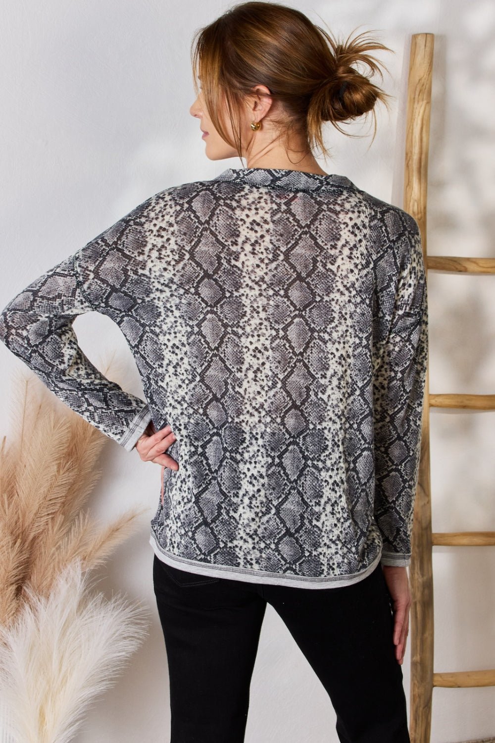 Hailey & Co - Grey Snakeskin Print V - Neck Long Sleeve Top