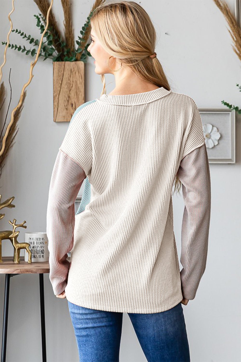 Heimish - Color Block Exposed Seams Rib Knit T-Shirt in Cream