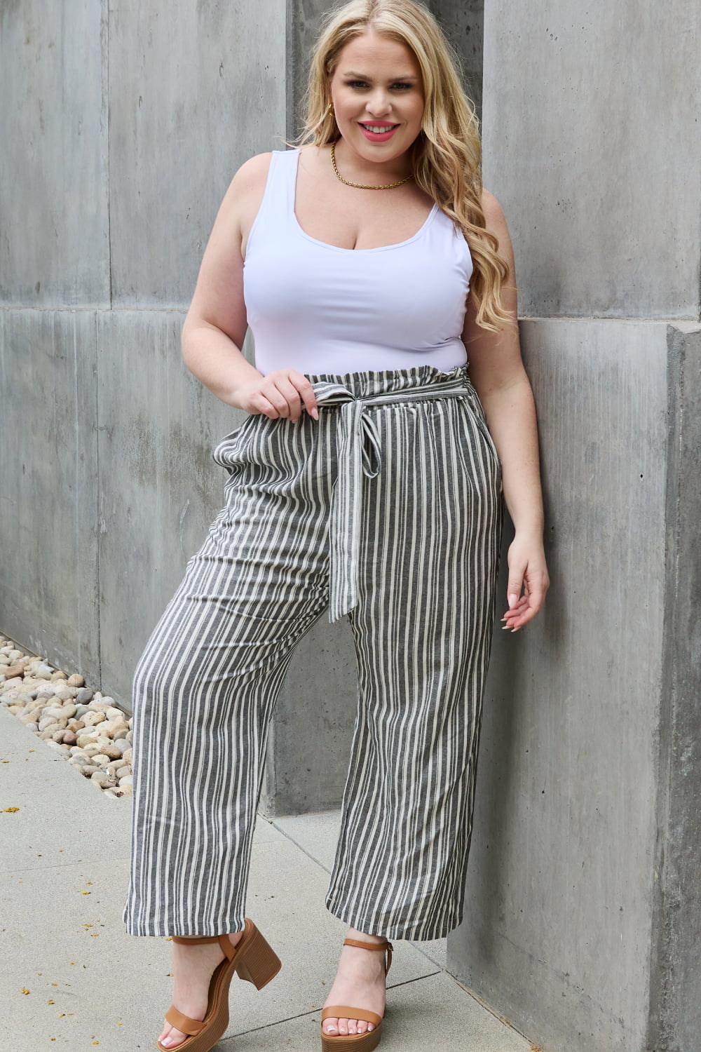 Heimish - Paperbag Waist Striped Linen Culotte Pants