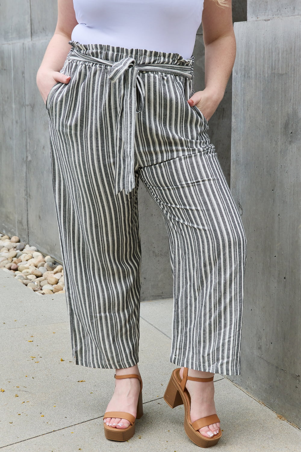 Heimish - Paperbag Waist Striped Linen Culotte Pants