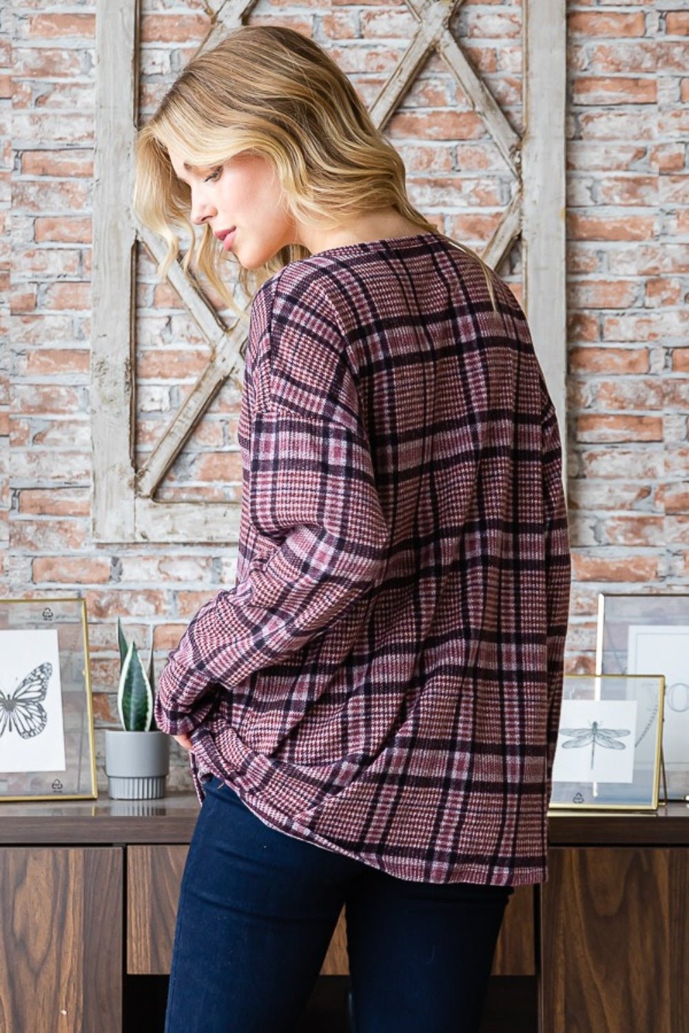 Heimish - Plaid V - Neck Long Sleeve Top in Mauve