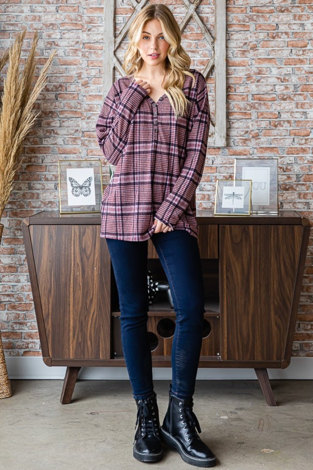 Heimish - Plaid V - Neck Long Sleeve Top in Mauve