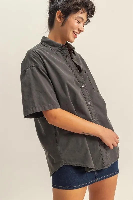 HYFVE - Boxy Short Sleeve Button - Up Shirt – Washed Charcoal