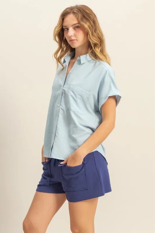 HYFVE - Short Sleeve Button - Up Shirt in Soft Blue