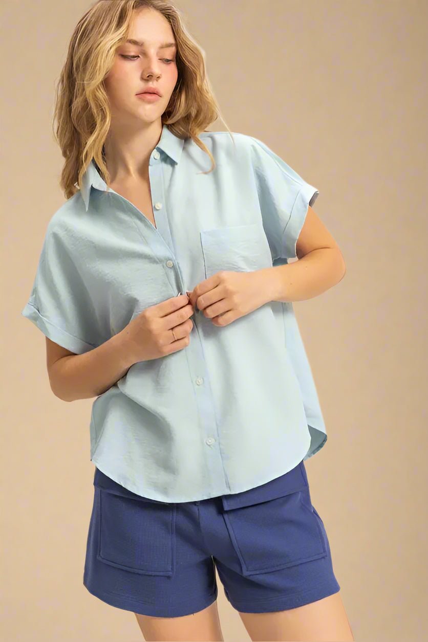 HYFVE - Short Sleeve Button - Up Shirt in Soft Blue