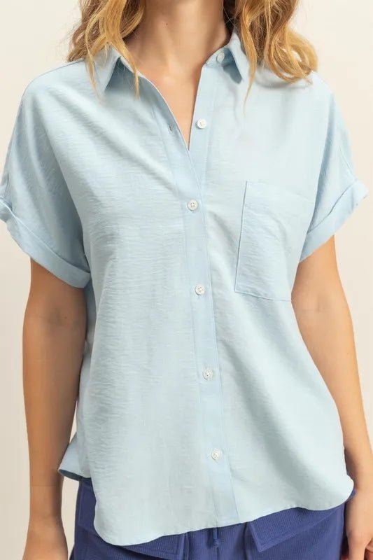 HYFVE - Short Sleeve Button - Up Shirt in Soft Blue