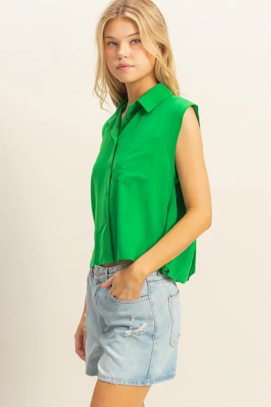HYFVE - Sleeveless Button - Up Shirt in Fresh Green