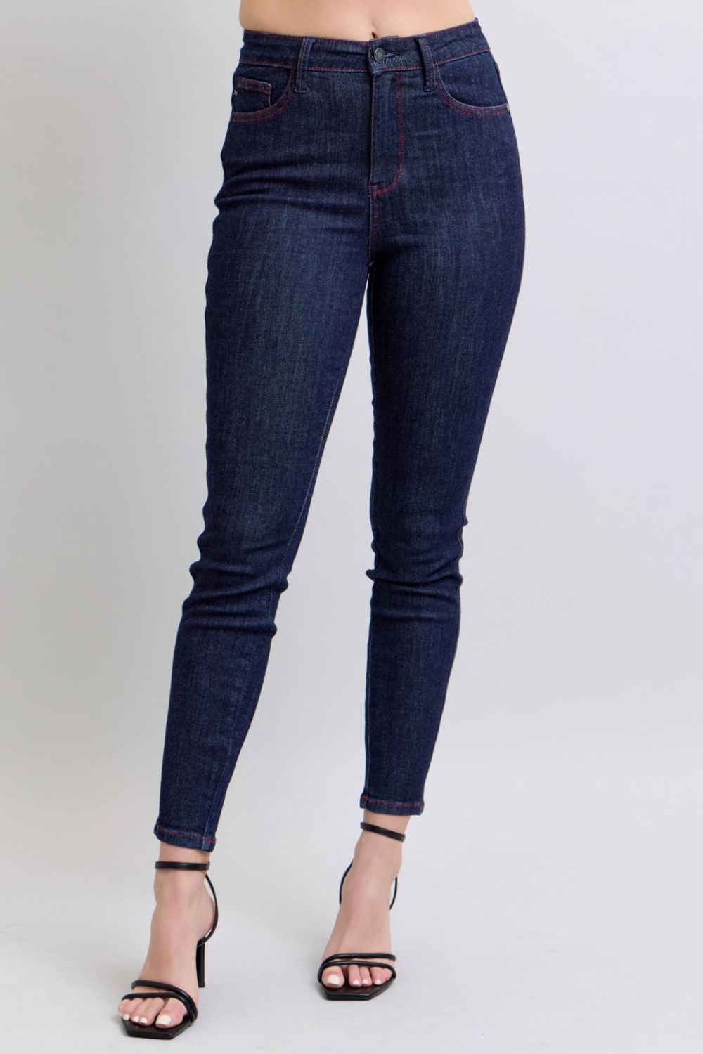 Judy Blue - Dark Wash Heart Shaped Pockets Skinny Jeans