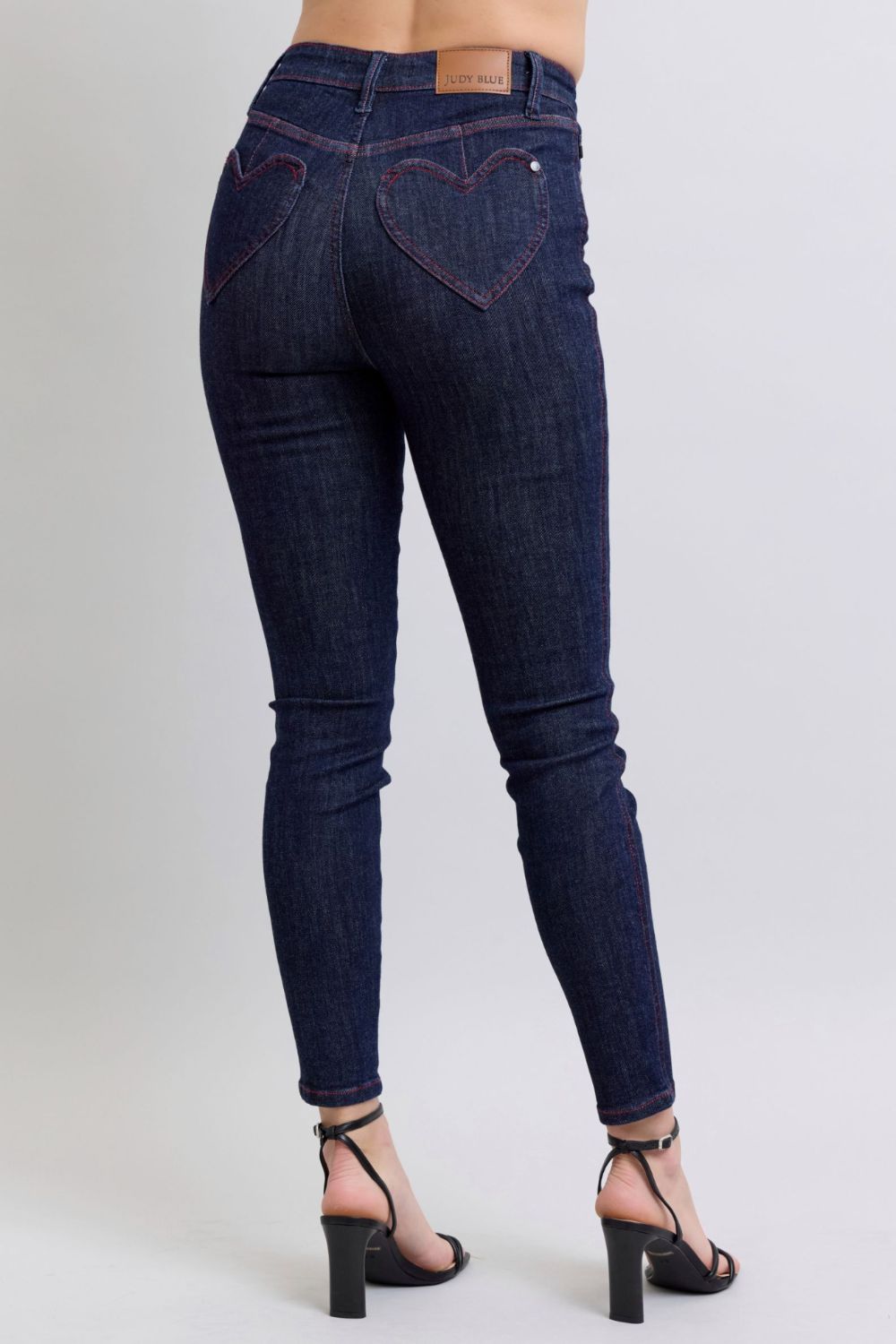 Judy Blue - Dark Wash Heart Shaped Pockets Skinny Jeans