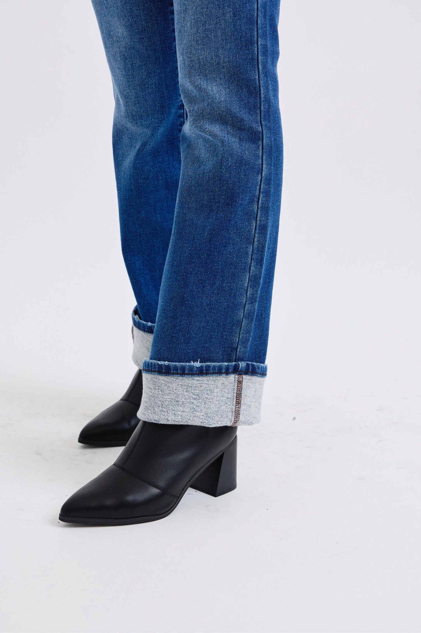 Judy Blue - Dark Wash Mid Rise Bootcut Jeans