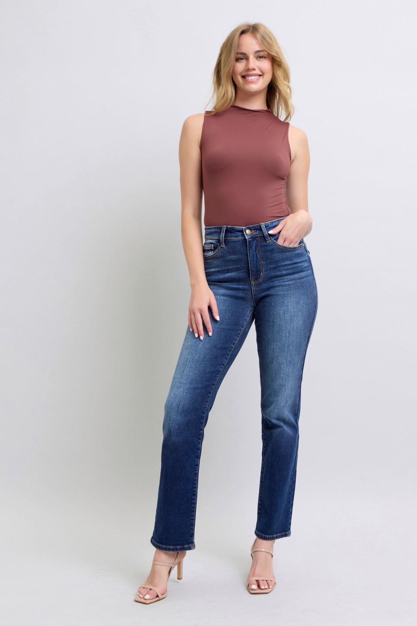 Judy Blue - Dark Wash Straight Leg Jeans