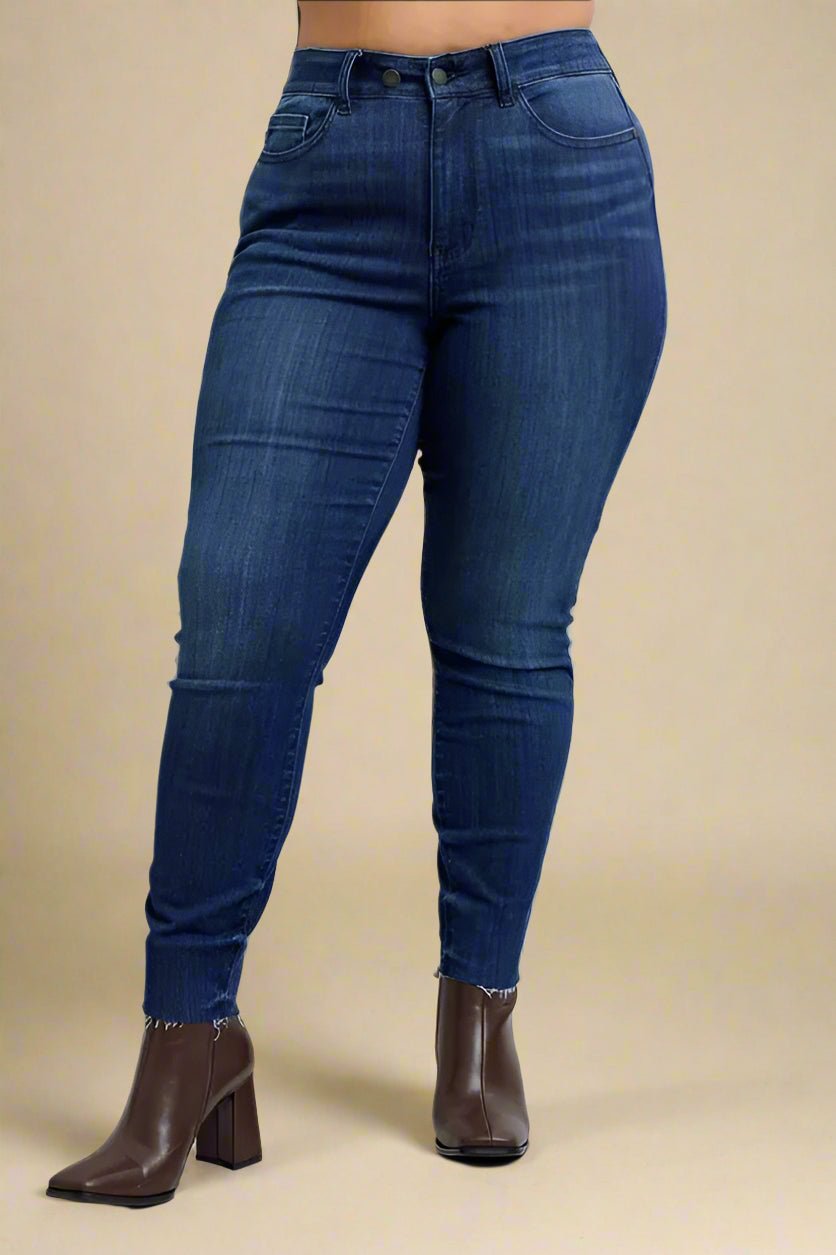 Judy Blue - High Rise Ankle Skinny Jeans in Dark Wash