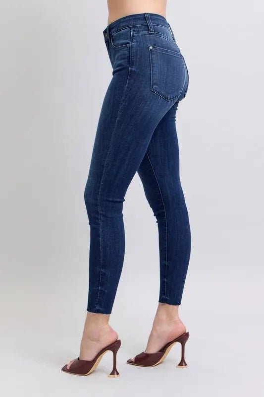 Judy Blue - High Rise Ankle Skinny Jeans in Dark Wash